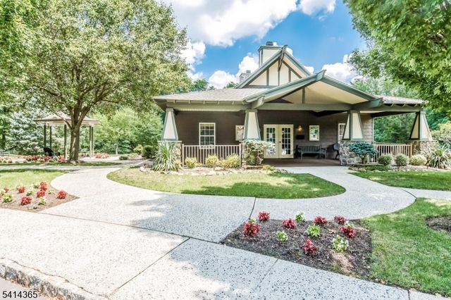 903 Springhouse Dr, Readington Twp., NJ 08889