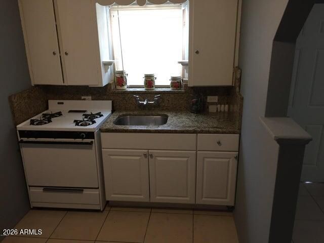 434 N 42ND Street, Phoenix, AZ 85008