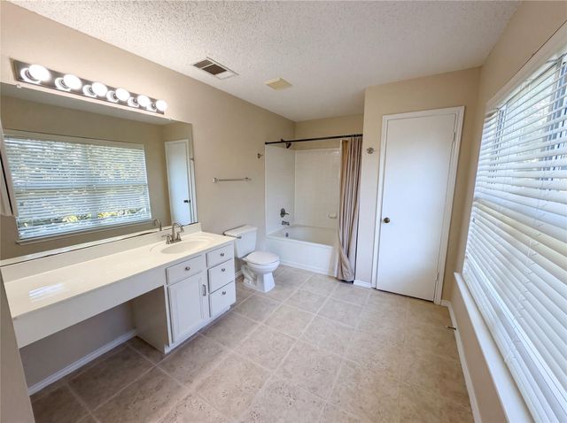 2727 High Point DR, Round Rock, TX 78664