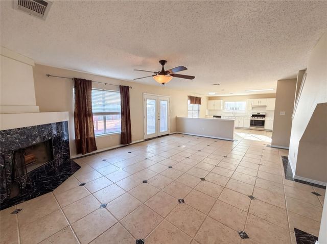 2727 High Point DR, Round Rock, TX 78664