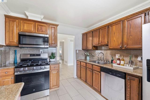 518 Shirley Ave, San Lorenzo, CA 94541