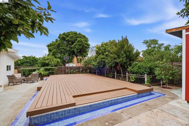 518 Shirley Ave, San Lorenzo, CA 94541