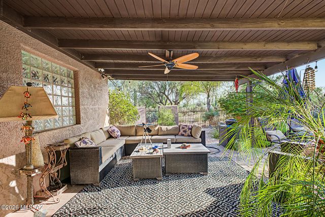 8831 N Rasmussen Avenue, Tucson, AZ 85742