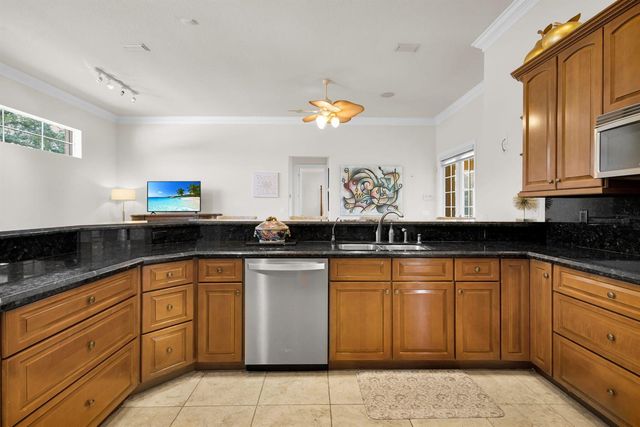 4754 130th Avenue Avenue N, West Palm Beach, FL 33411