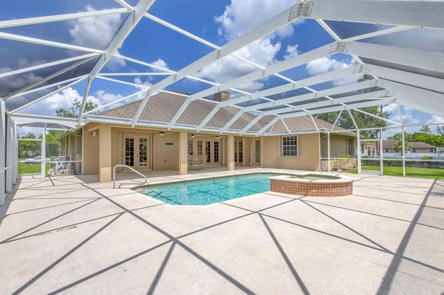 4754 130th Avenue Avenue N, West Palm Beach, FL 33411