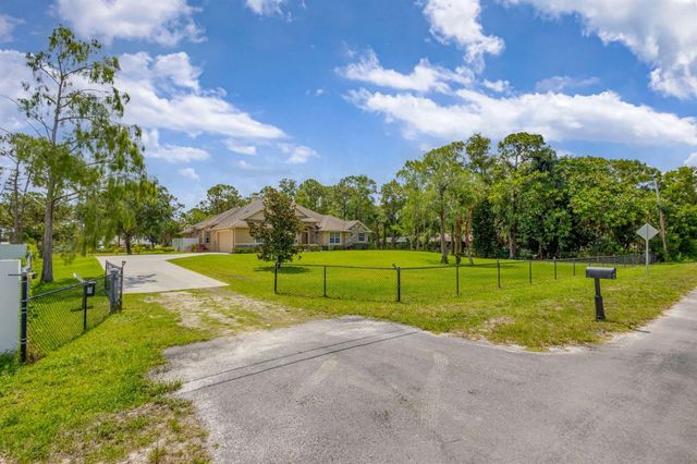 4754 130th Avenue Avenue N, West Palm Beach, FL 33411