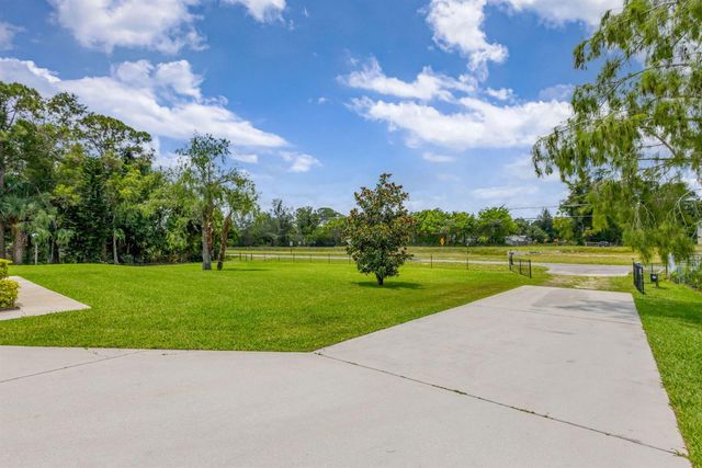 4754 130th Avenue Avenue N, West Palm Beach, FL 33411