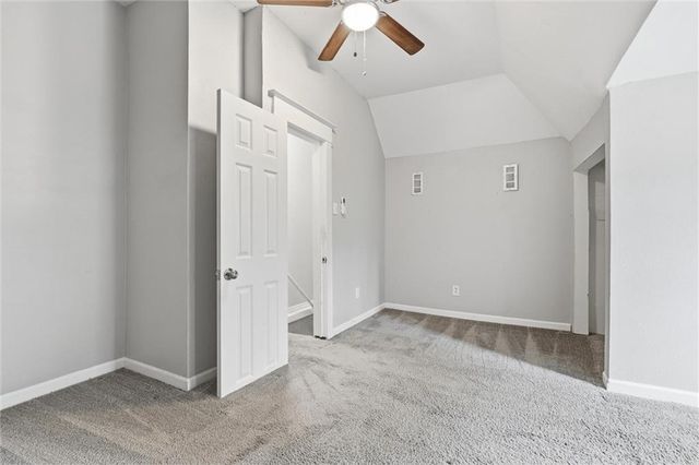 11208 Chicago Avenue, Sugar Creek, MO 64054