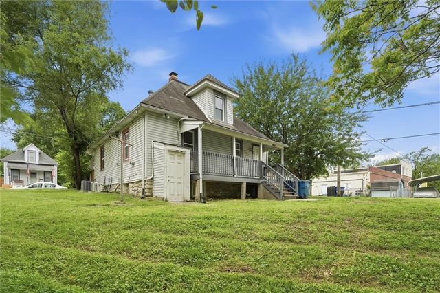 11208 Chicago Avenue, Sugar Creek, MO 64054