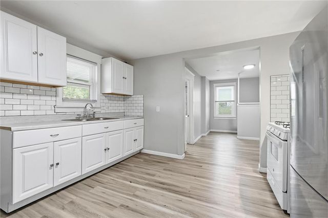 11208 Chicago Avenue, Sugar Creek, MO 64054