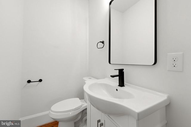 2122 JONES ROAD, Winchester, VA 22602