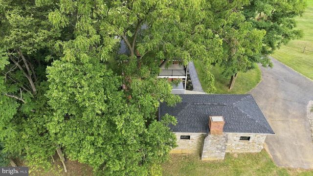 2122 JONES ROAD, Winchester, VA 22602
