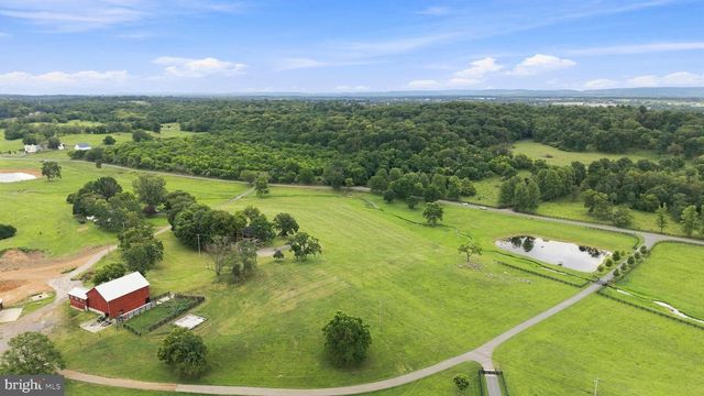 2122 JONES ROAD, Winchester, VA 22602