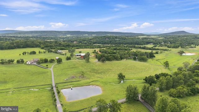 2122 JONES ROAD, Winchester, VA 22602