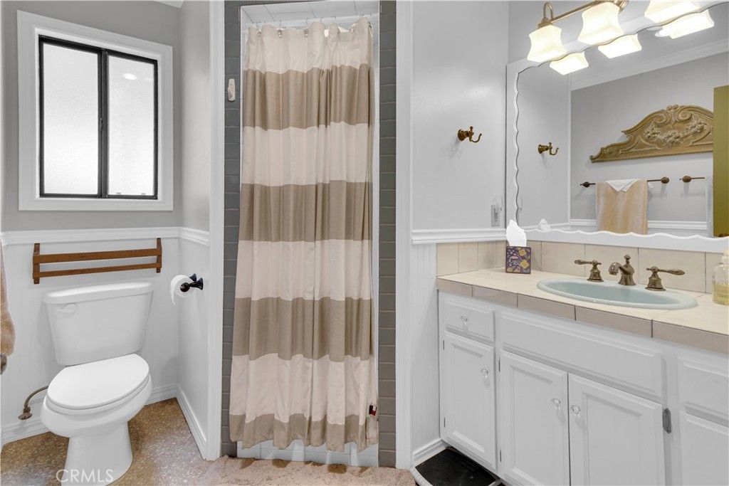 Image 15 of property listing at 8676 Landlubber Lane, Bradley, CA 93426