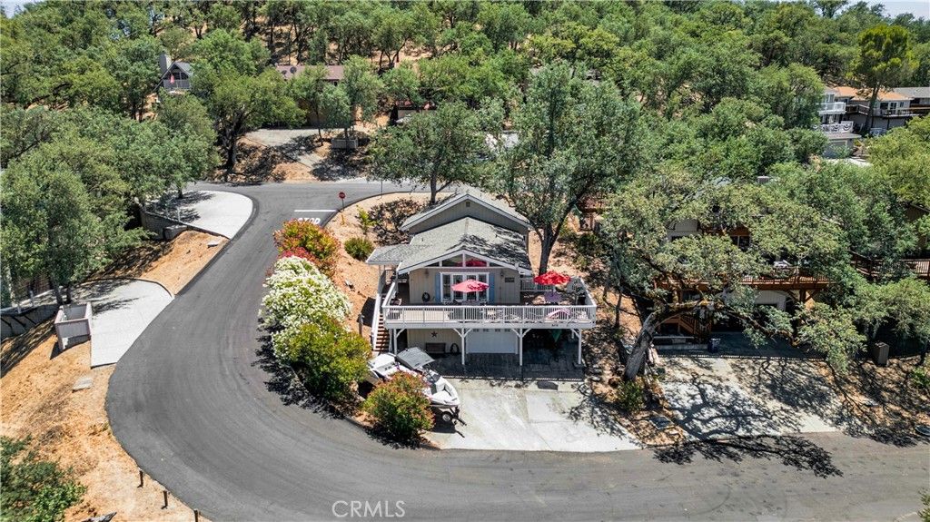 Image 3 of property listing at 8676 Landlubber Lane, Bradley, CA 93426