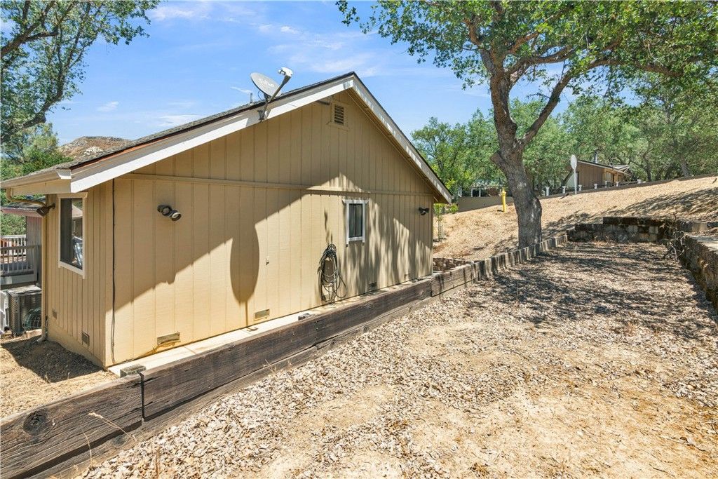 Image 33 of property listing at 8676 Landlubber Lane, Bradley, CA 93426