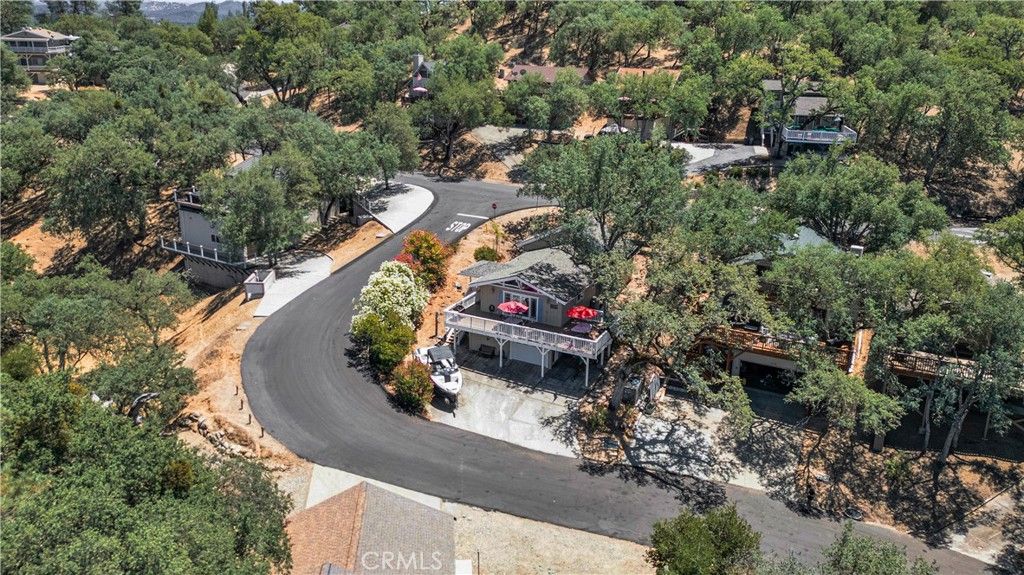 Image 5 of property listing at 8676 Landlubber Lane, Bradley, CA 93426