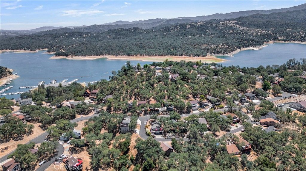 Image 8 of property listing at 8676 Landlubber Lane, Bradley, CA 93426