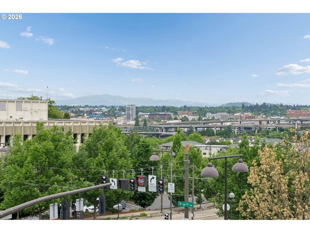 2211 Sw 1ST Ave 303, Portland, OR 97201
