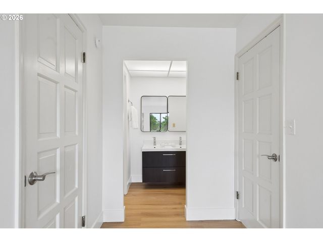 2211 Sw 1ST Ave 303, Portland, OR 97201