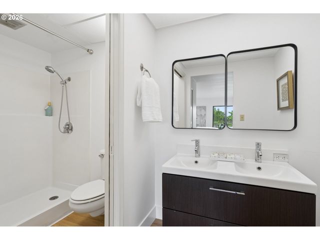 2211 Sw 1ST Ave 303, Portland, OR 97201