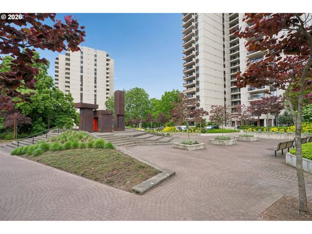 2211 Sw 1ST Ave 303, Portland, OR 97201