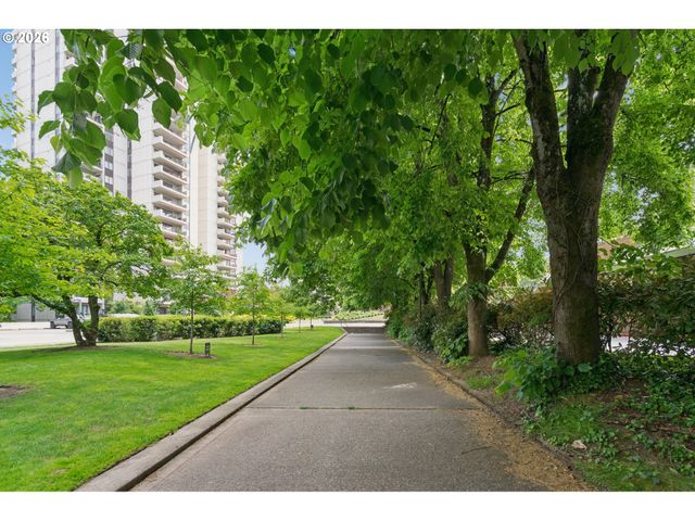 2211 Sw 1ST Ave 303, Portland, OR 97201