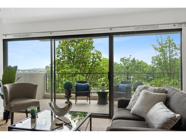 2211 Sw 1ST Ave 303, Portland, OR 97201