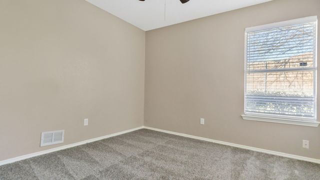 527 Alameda Avenue, Duncanville, TX 75137