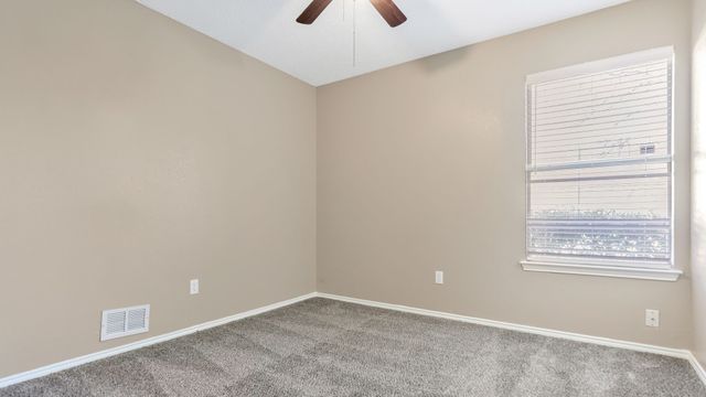 527 Alameda Avenue, Duncanville, TX 75137