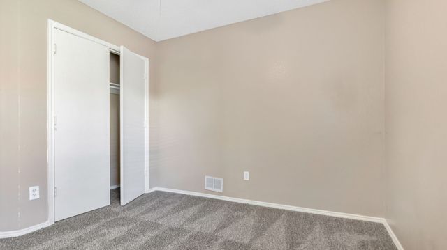 527 Alameda Avenue, Duncanville, TX 75137