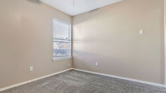 527 Alameda Avenue, Duncanville, TX 75137