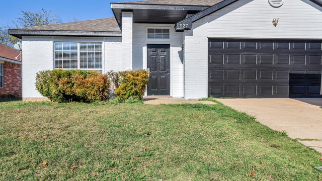 527 Alameda Avenue, Duncanville, TX 75137