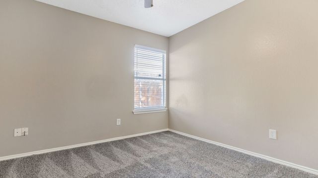 527 Alameda Avenue, Duncanville, TX 75137