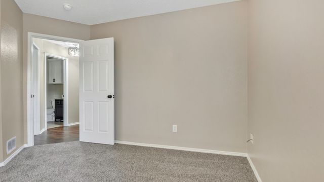 527 Alameda Avenue, Duncanville, TX 75137