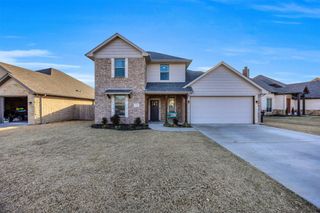 1717 Lakeway Drive, Cleburne, TX 76033