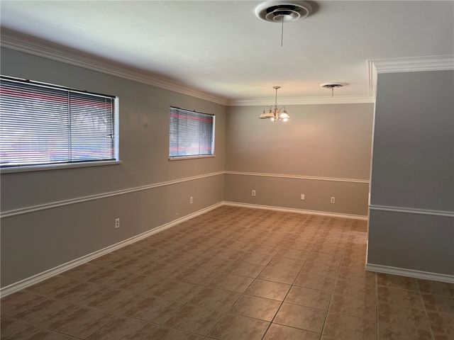 417 Montclair Dr, Corpus Christi, TX 78412