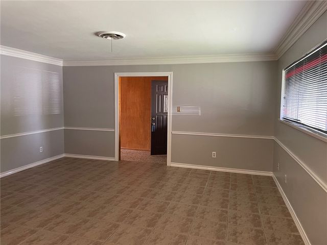 417 Montclair Dr, Corpus Christi, TX 78412