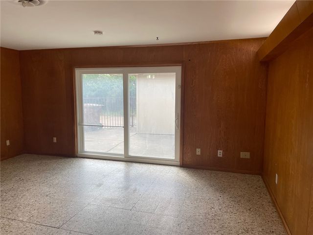 417 Montclair Dr, Corpus Christi, TX 78412