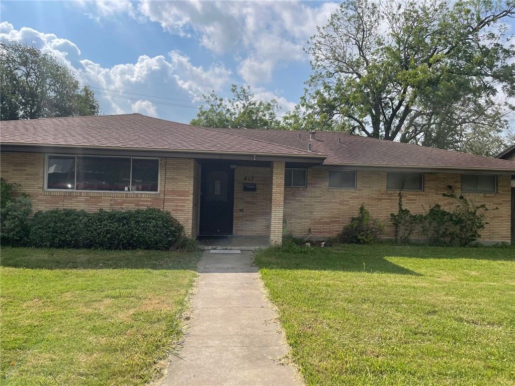 417 Montclair Dr, Corpus Christi, TX 78412