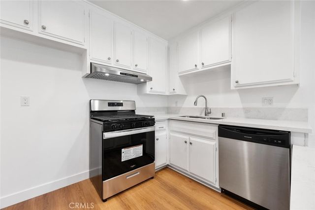 2613 W Aurora 2, Santa Ana, CA 92704