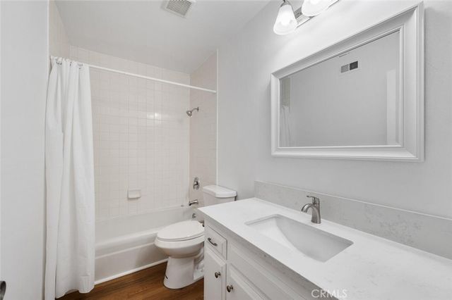 2613 W Aurora 2, Santa Ana, CA 92704