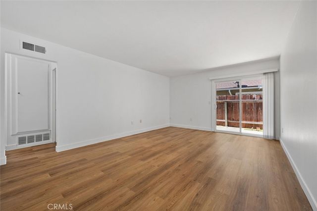2613 W Aurora 2, Santa Ana, CA 92704