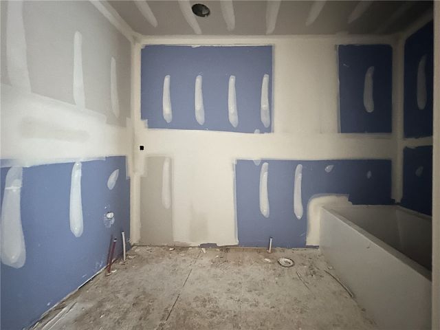 6557 Courtland Avenue, Springdale, AR 72762