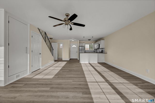 113 Park Avenue 18, Danbury, CT 06810