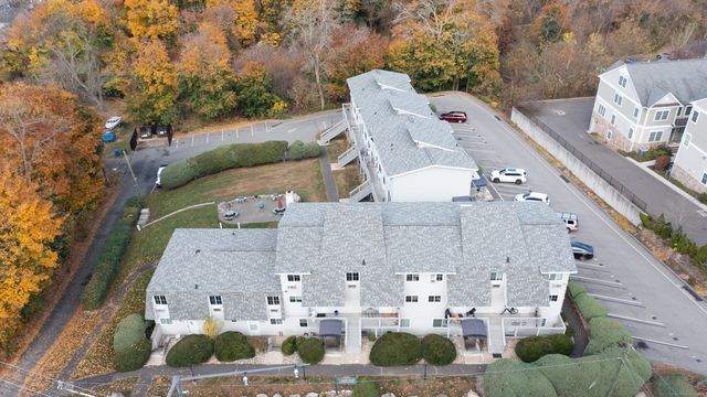 113 Park Avenue 18, Danbury, CT 06810