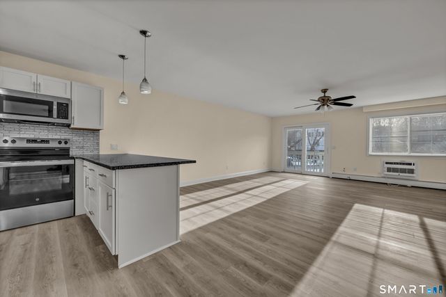 113 Park Avenue 18, Danbury, CT 06810