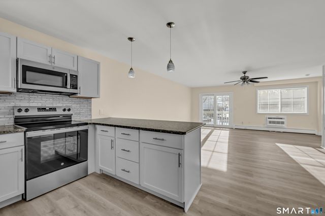 113 Park Avenue 18, Danbury, CT 06810