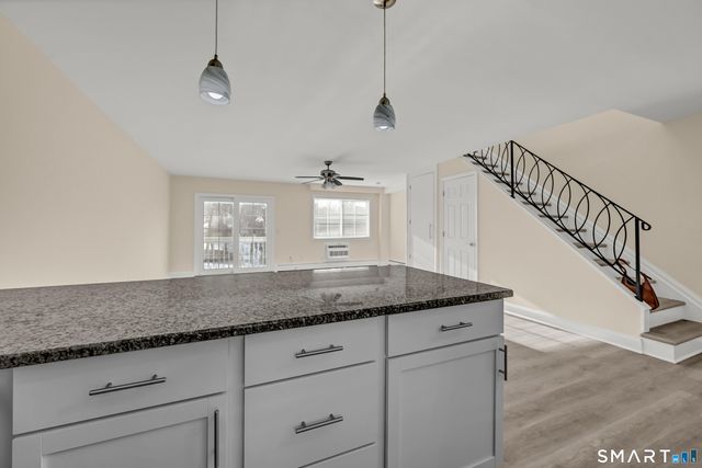 113 Park Avenue 18, Danbury, CT 06810